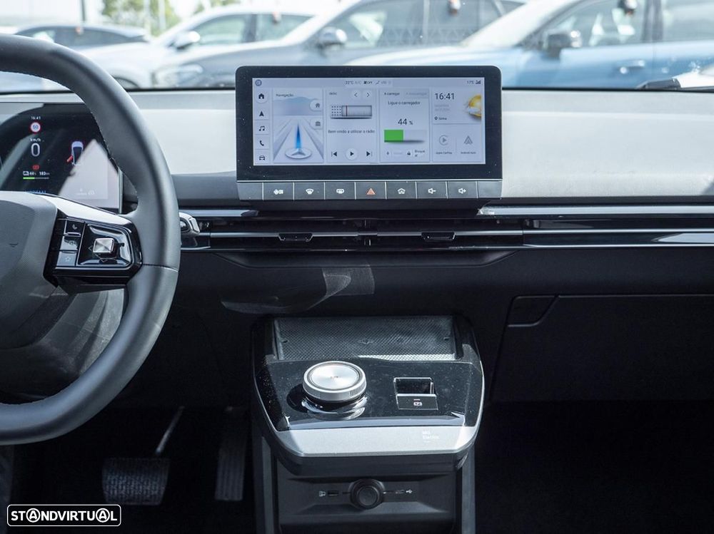 MG MG4 77 kWh Extended Range Luxury - 29