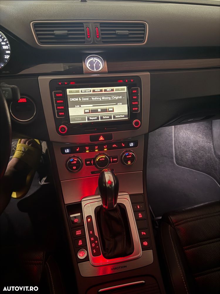 Volkswagen Passat CC 2.0 TDI DSG 4Motion BMT - 14
