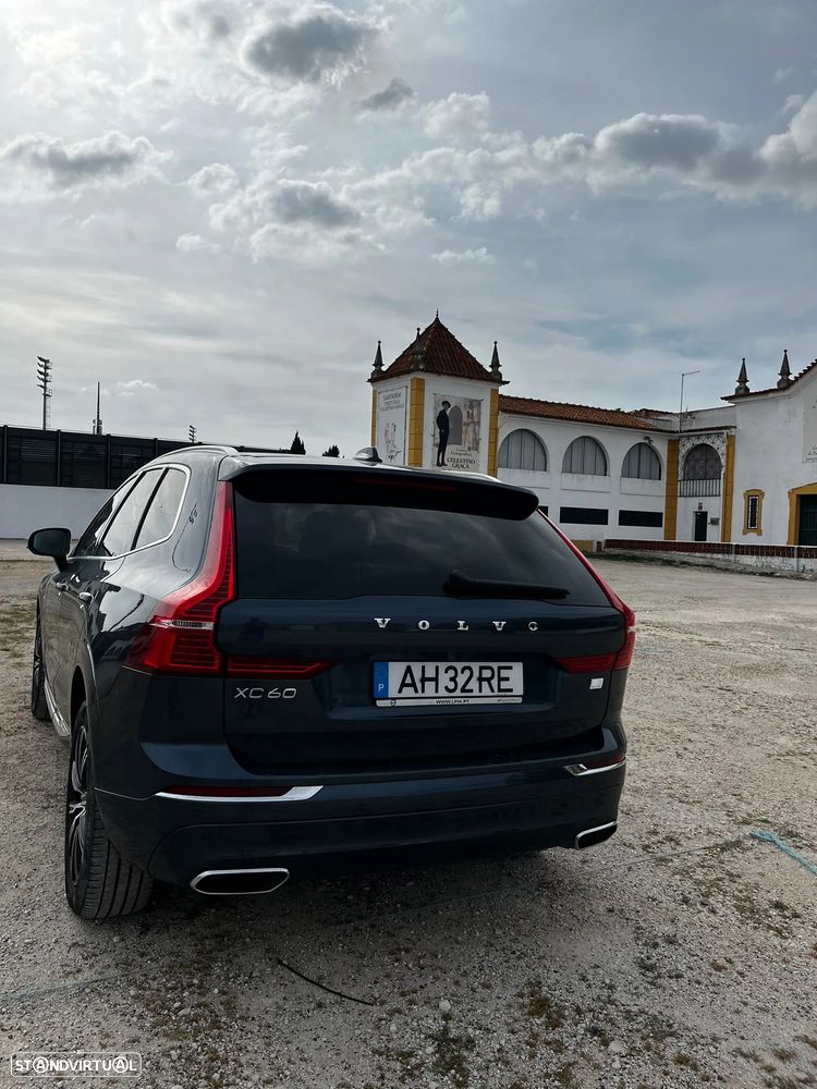 Volvo XC 60 2.0 T6 PHEV R-Design AWD - 6