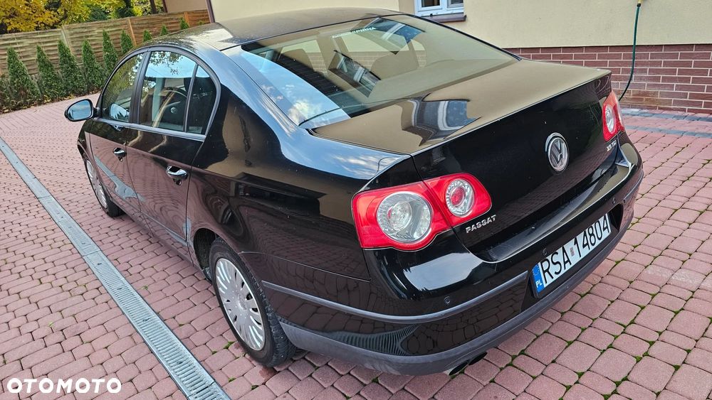 Volkswagen Passat 2.0 TDI Comfortline - 6