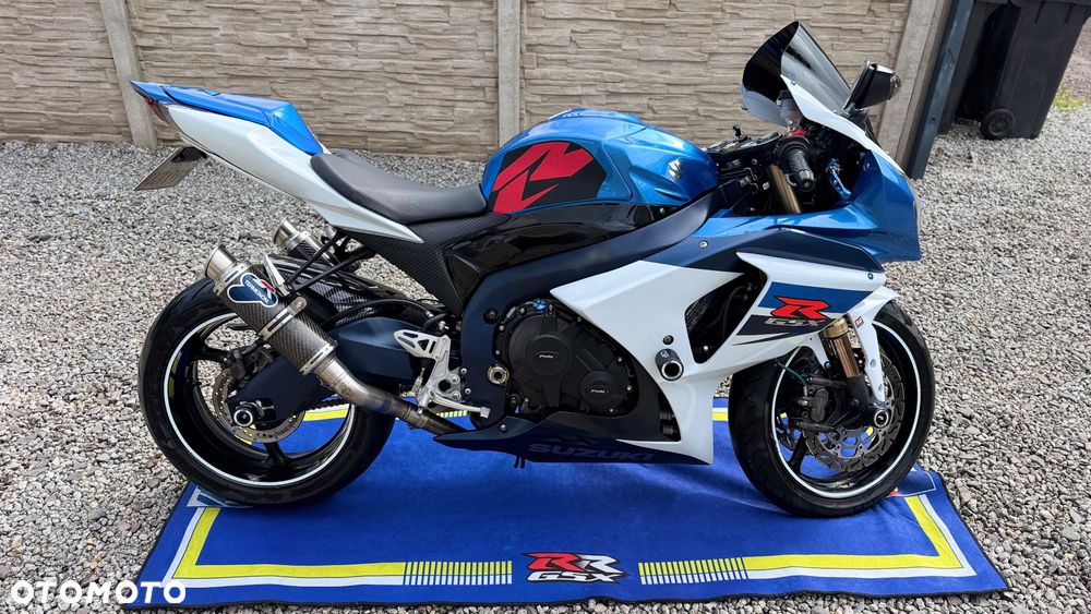 Suzuki GSX-R - 22