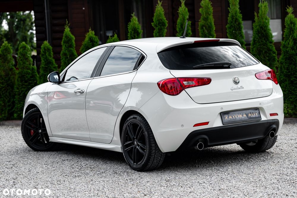 Alfa Romeo Giulietta 1.8 TBi 16V Quadrifoglio Verde - 9