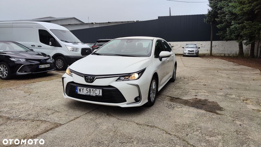 Toyota Corolla - 2