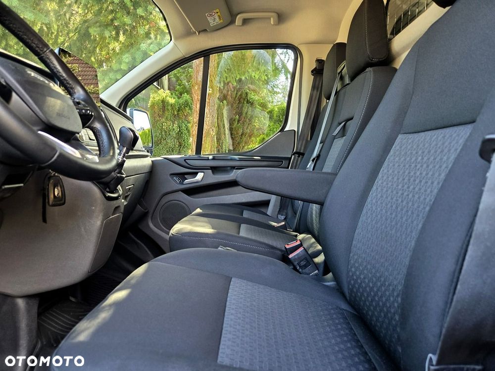 Ford Transit Custom - 8