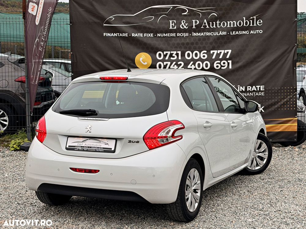 Peugeot 208 PureTech 82 Start & Stop Style - 12