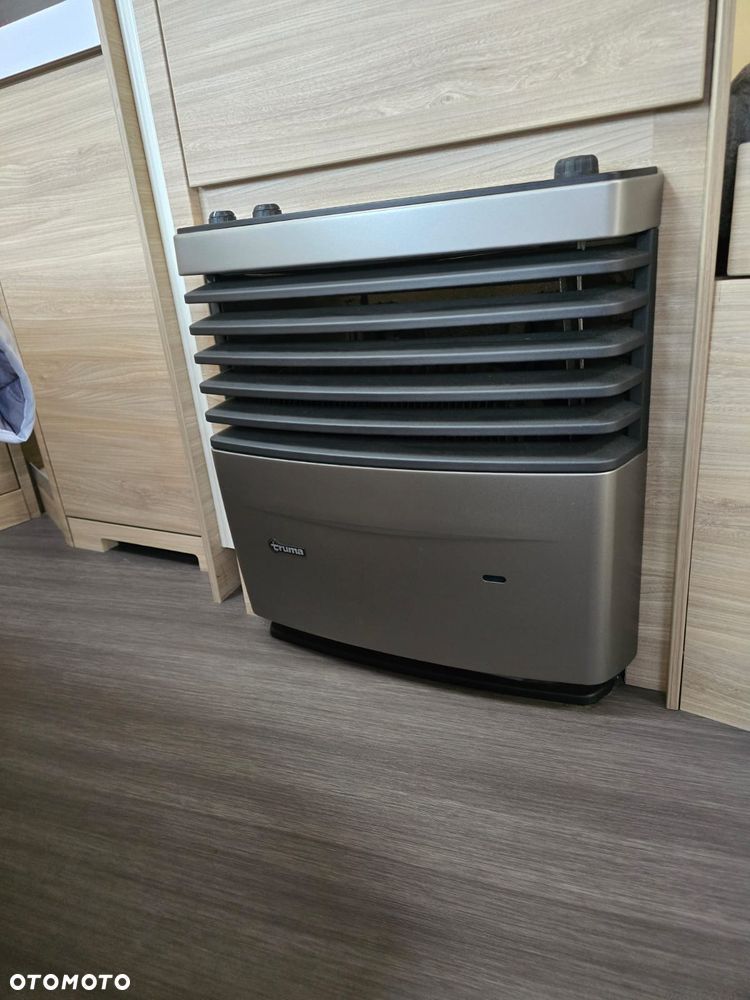 KNAUS KNAUS SUDWIND 750 UD - 17
