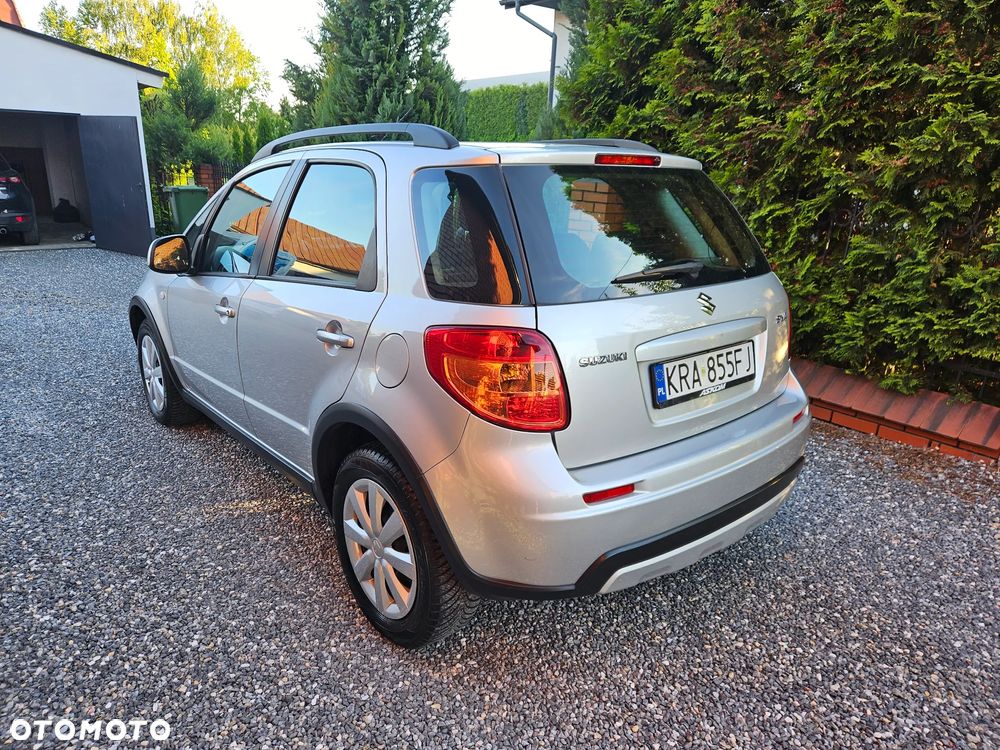 Suzuki SX4 - 25