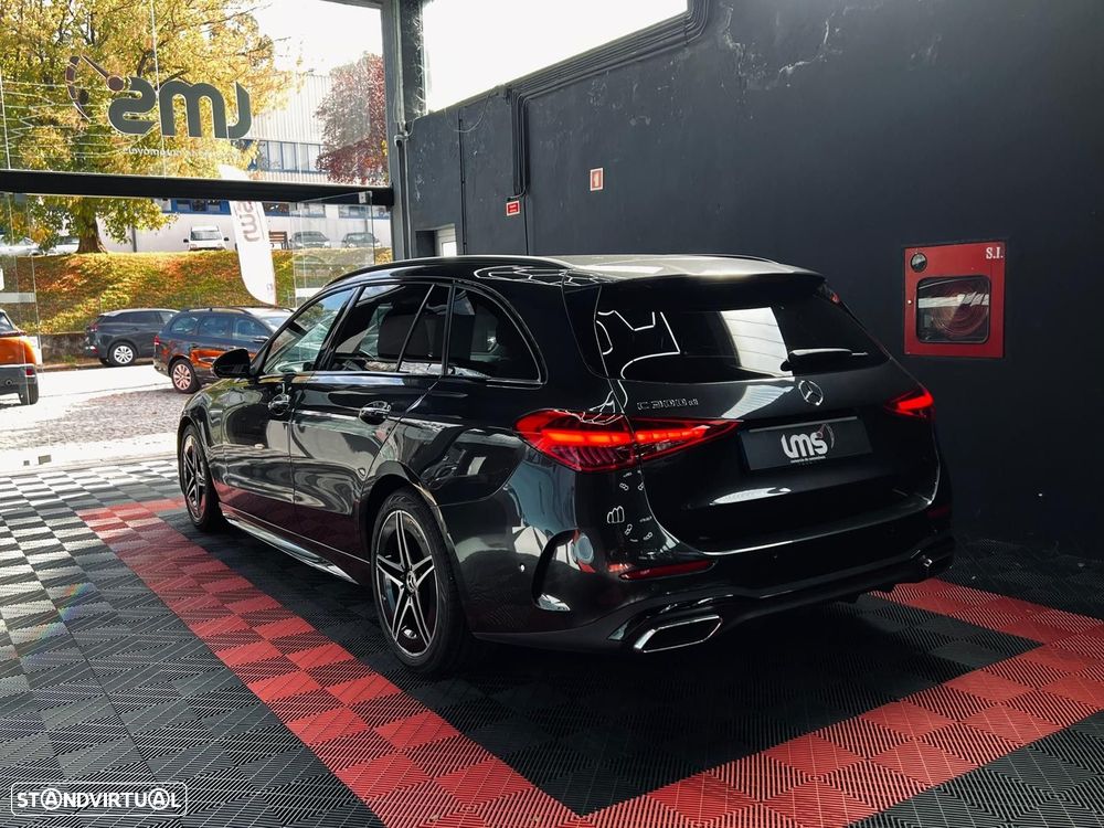Mercedes-Benz C 300 d AMG Line - 12