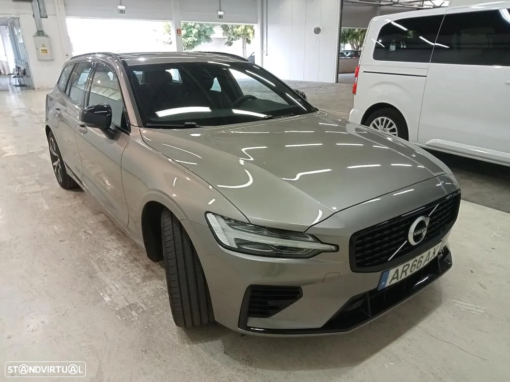 Volvo V60 2.0 T6 AWD TE R-Design - 4