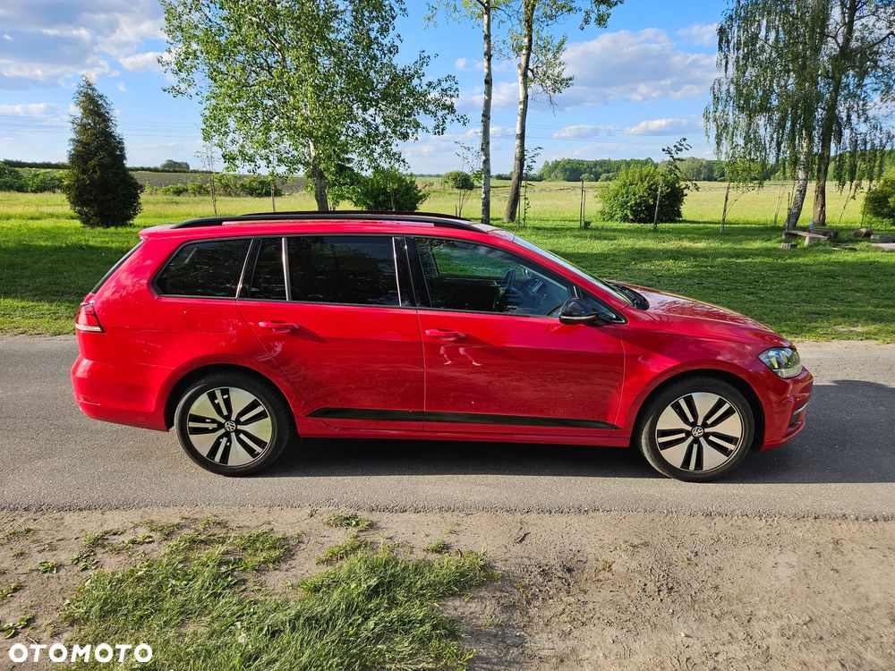 Volkswagen Golf 1.6 TDI (BlueMotion Technology) Comfortline - 4
