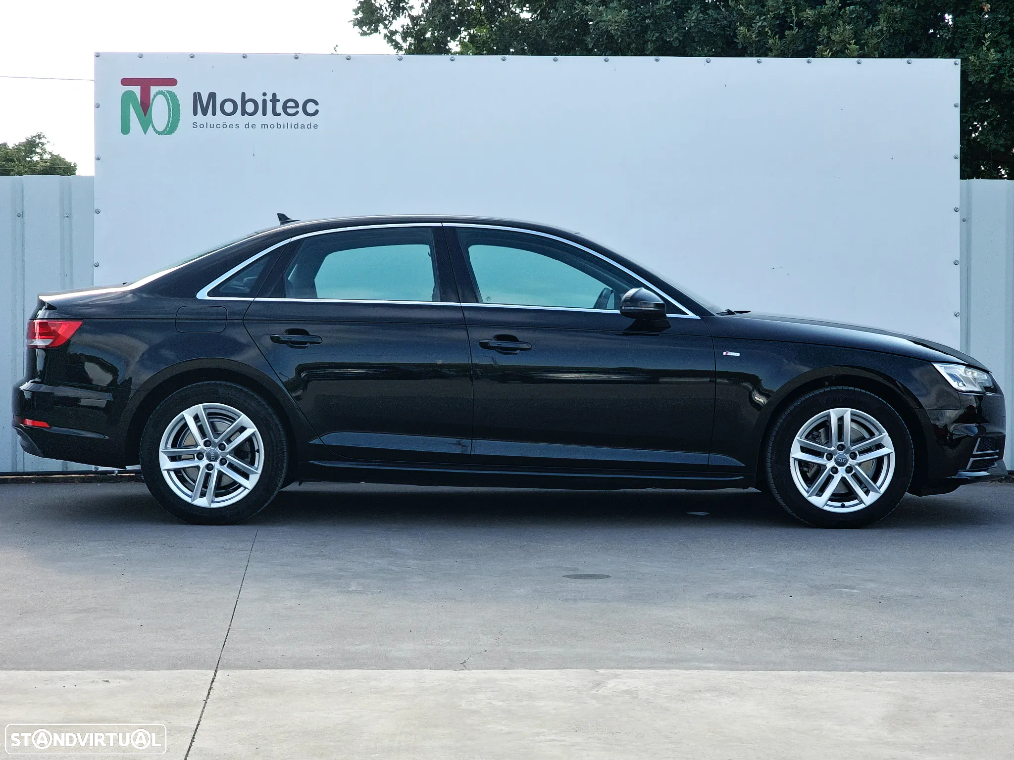 Audi A4 2.0 TDI Business Line S-line - 3