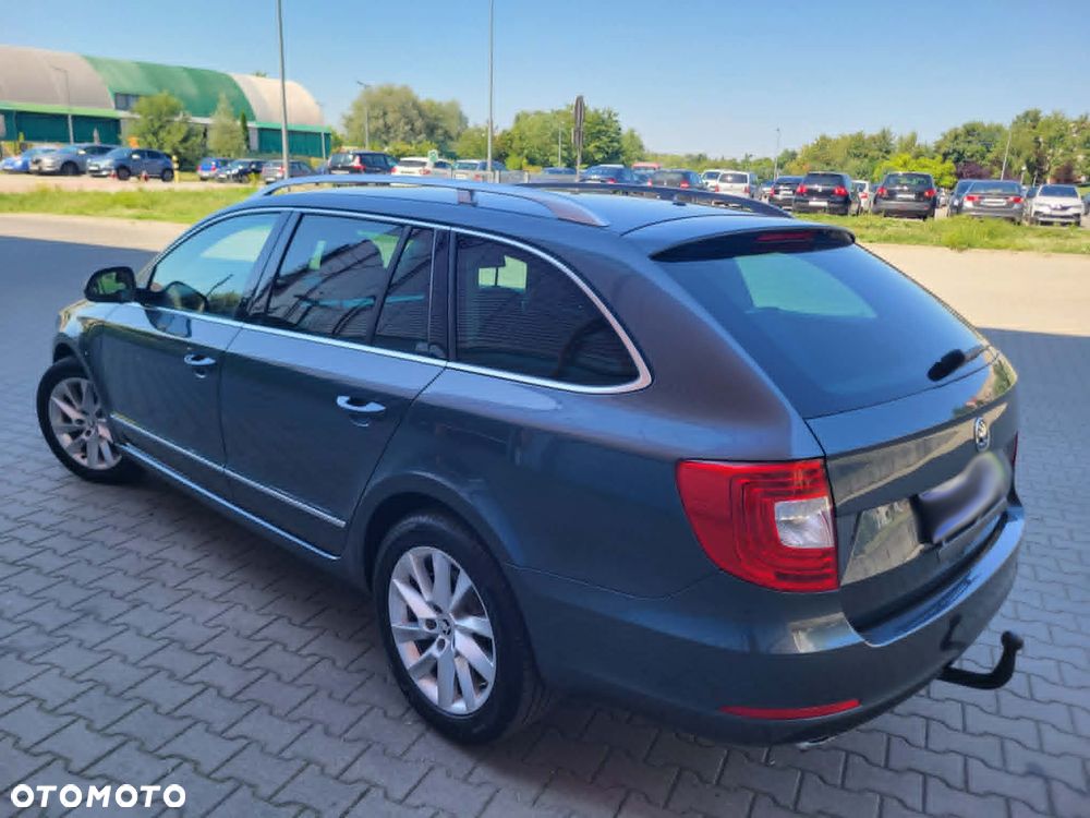 Skoda Superb 2.0 TDI Green tec DSG Elegance - 20