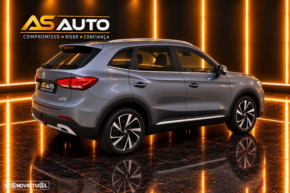 MG ZS 1.5 Hybrid+ Luxury - 11