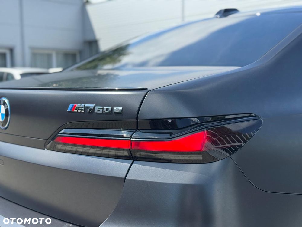 BMW Seria 7 M760e xDrive - 7
