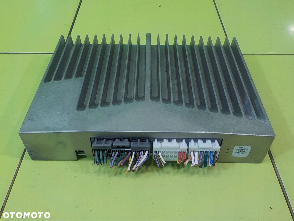 JAGUAR XE 2.0 D 15r SEDAN 4D wzmacniacz GX73-19C164-RD - 1