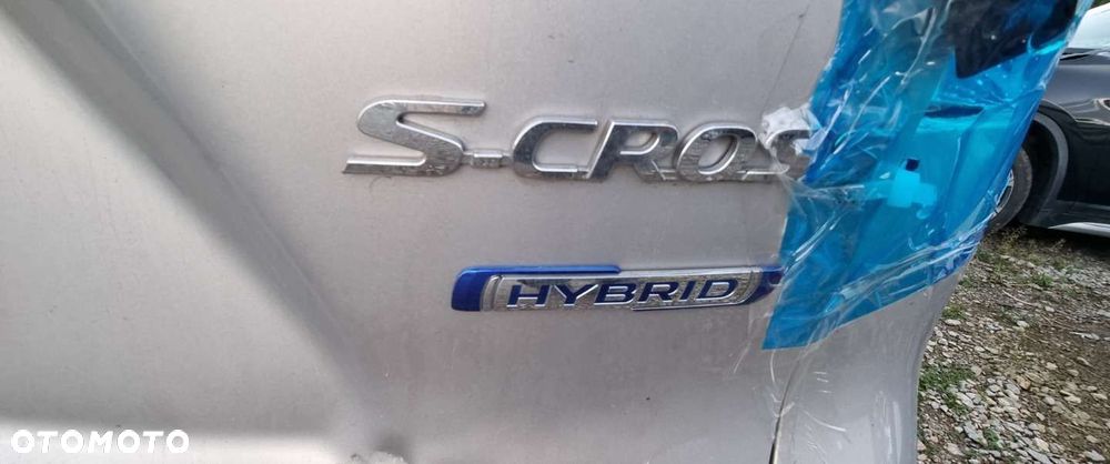 Suzuki S-Cross - 20