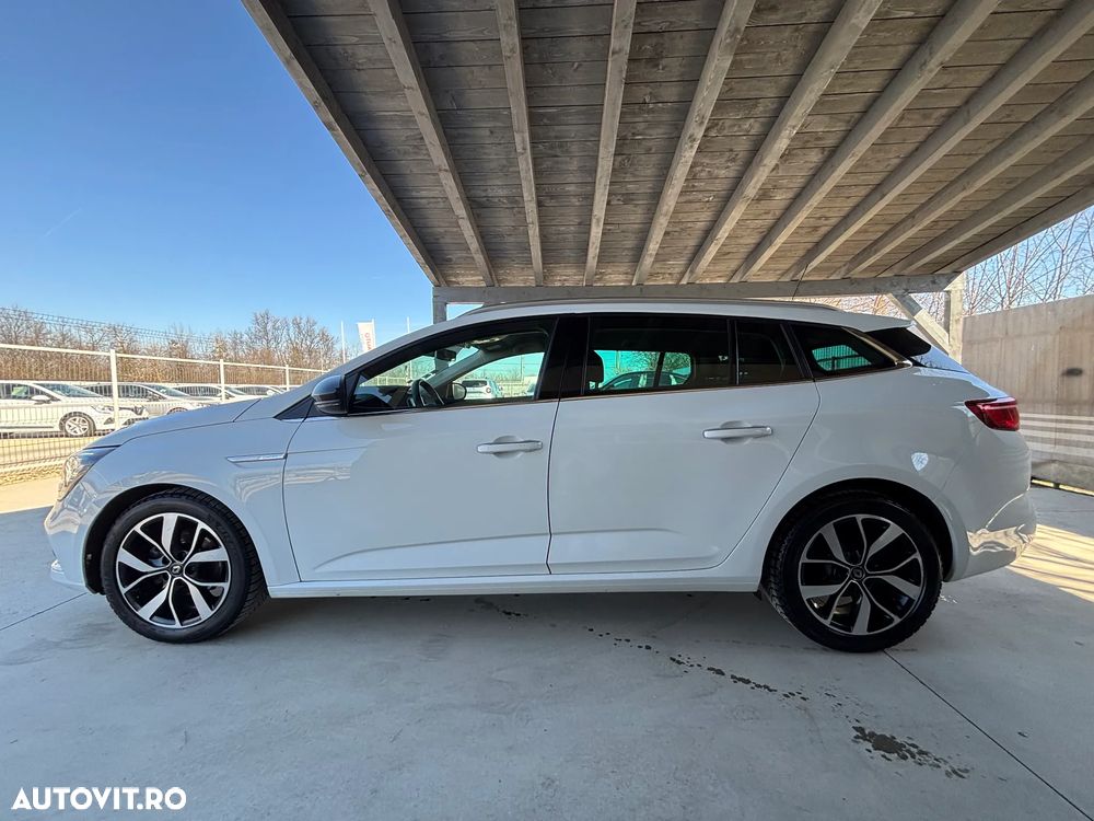 Renault Megane TCE 140 Equilibre - 10