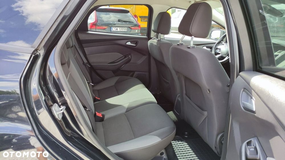 Ford Focus - 23
