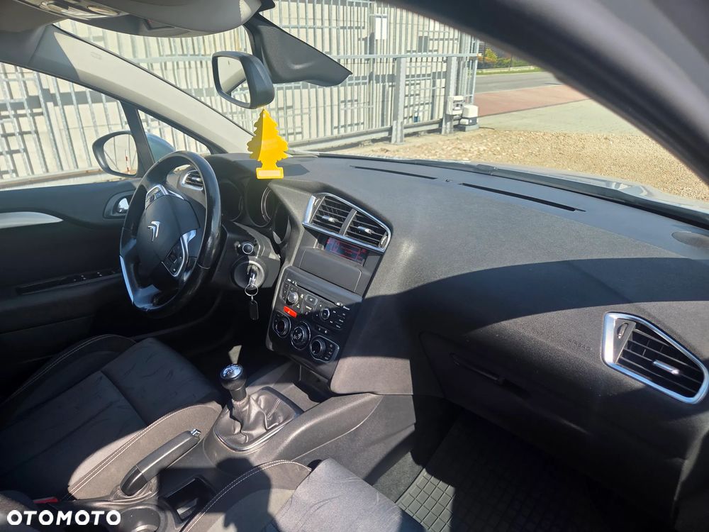 Citroën C4 1.6 HDi Feel - 4