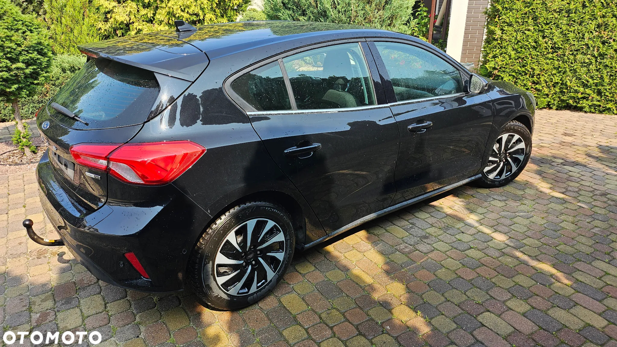 Ford Focus 1.0 EcoBoost Hybrid TITANIUM - 10