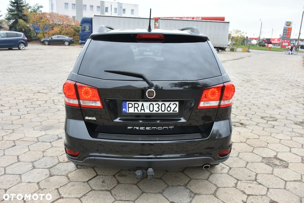 Fiat Freemont 2.0 Multijet 16V DPF Automatik Allrad Black Code - 10