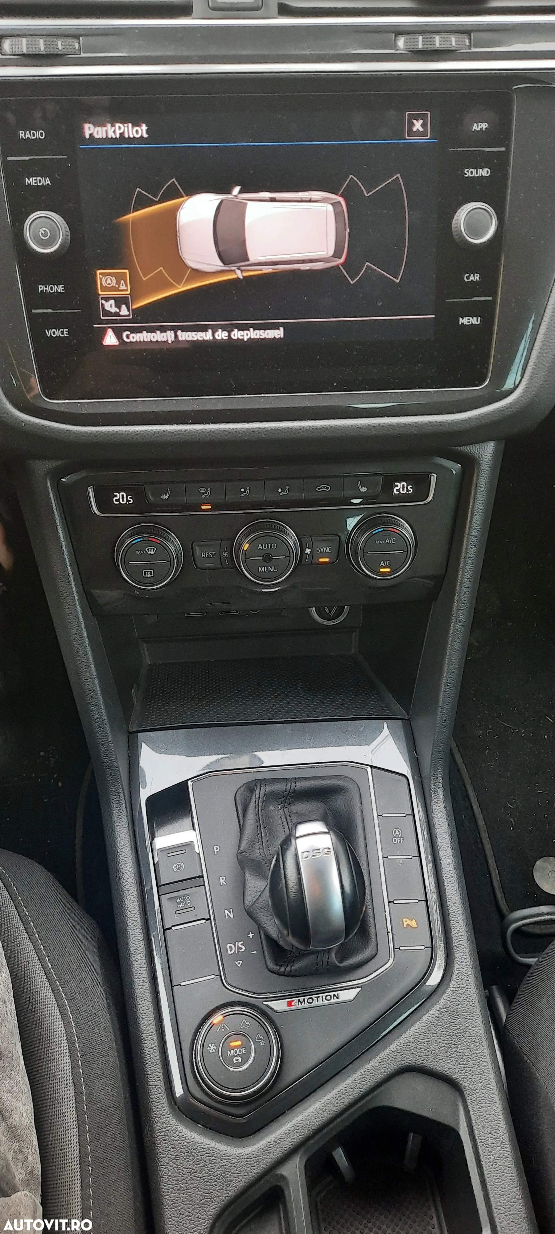 Volkswagen Tiguan 2.0 TDI 4Mot DSG Comfortline - 12