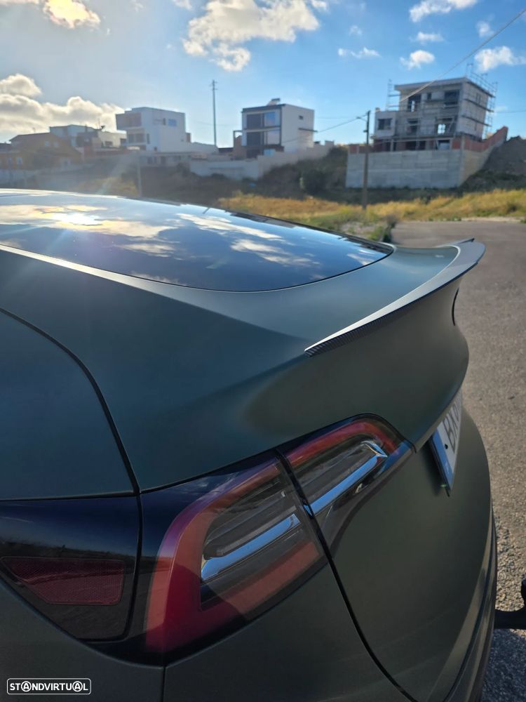 Tesla Model Y Long Range Dual Motor AWD - 6
