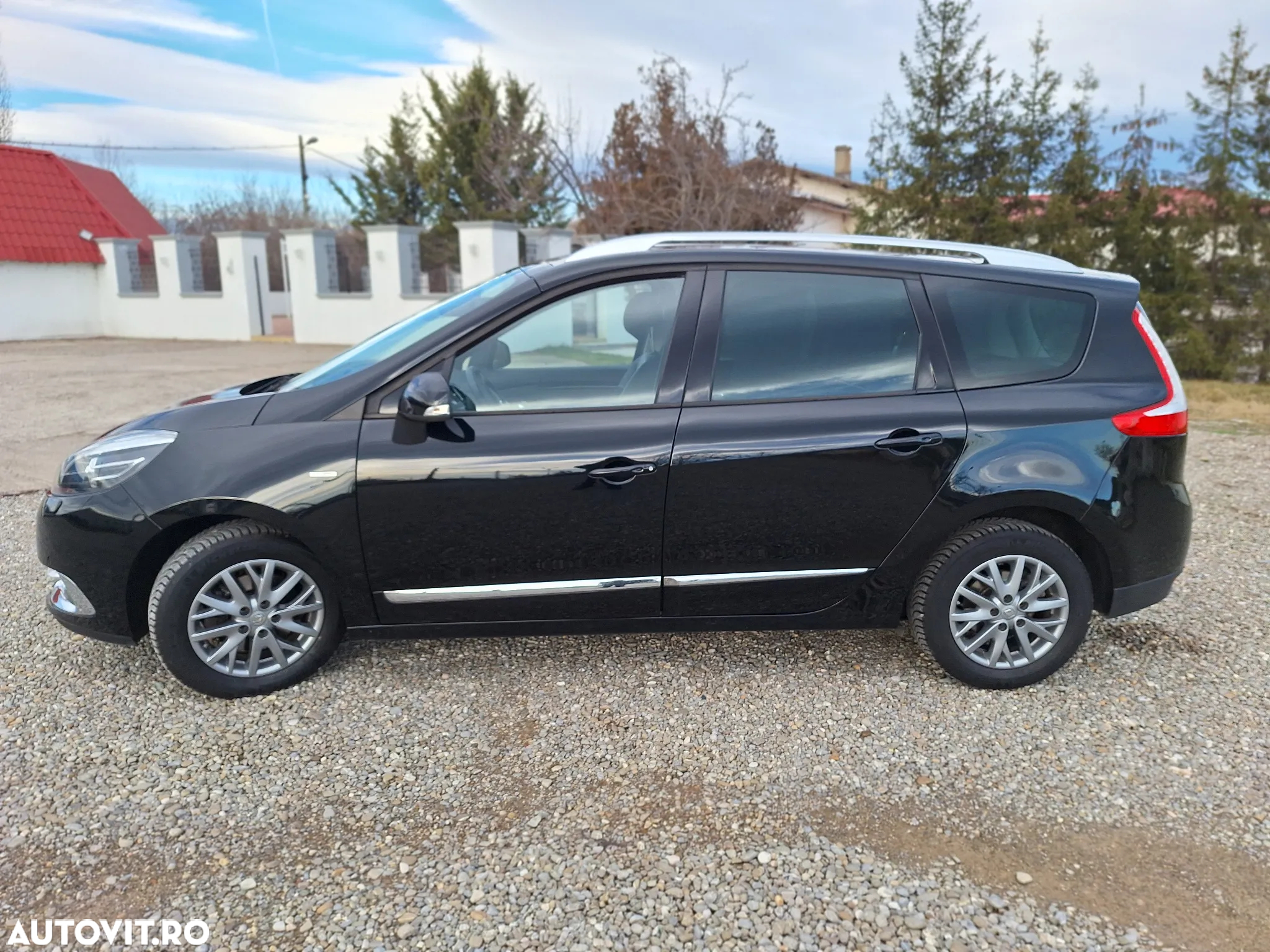 Renault Grand Scenic dCi 130 FAP Start & Stop Bose Edition - 4