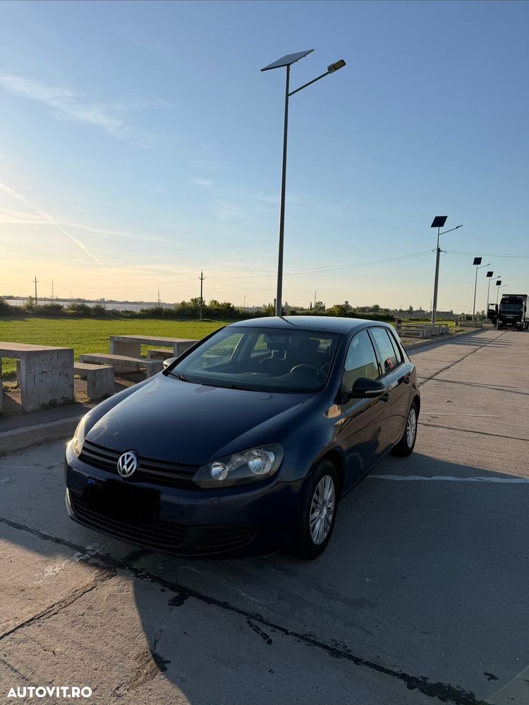 Volkswagen Golf 1.6 TDI DPF Trendline - 1
