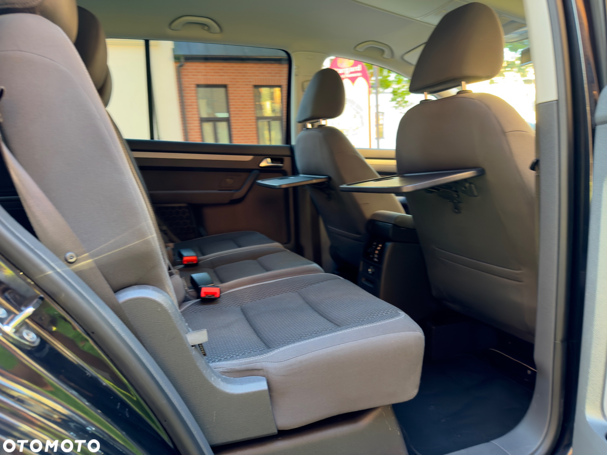 Volkswagen Touran 1.6 TDI DPF BlueMotion Technology DSG Comfortline - 11