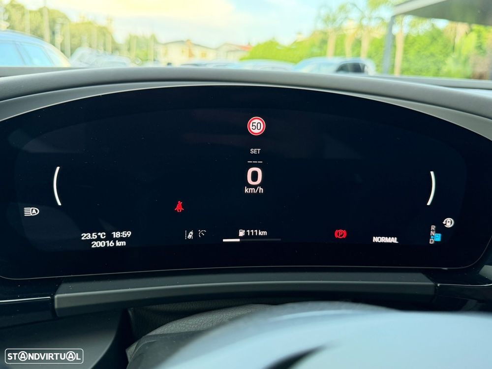 Porsche Macan Electric 4 - 38