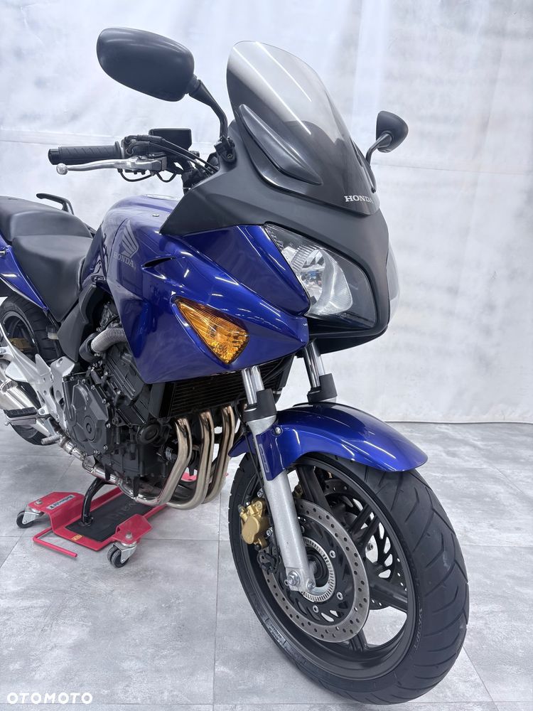 Honda CBF - 11
