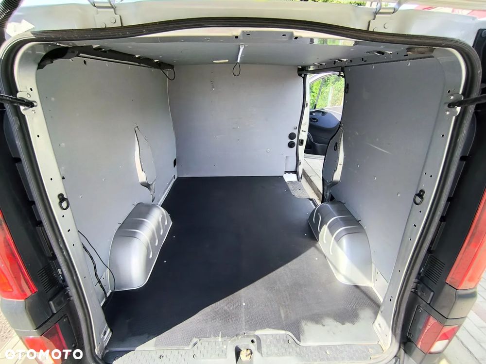 Opel VIVARO - 19