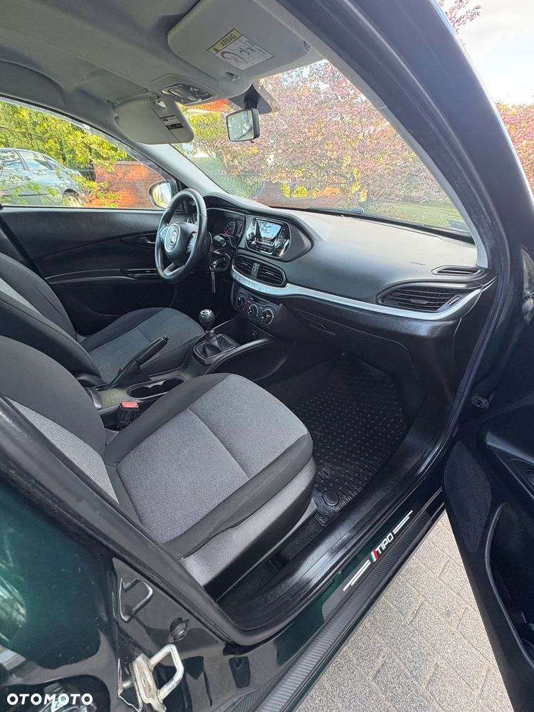 Fiat Tipo 1.4 16V Easy - 17