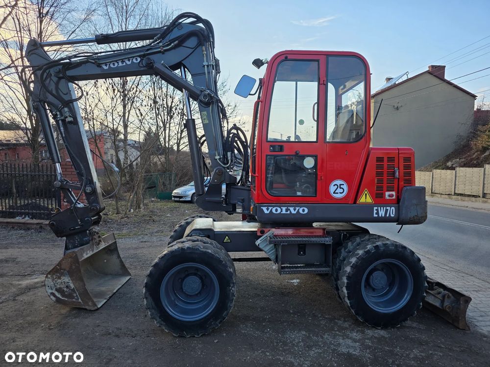 Volvo EW 70