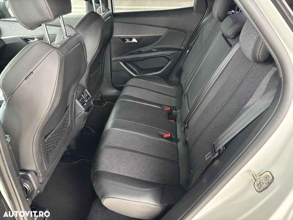 Peugeot 3008 1.5 BlueHDI S&S GT-Line - 35