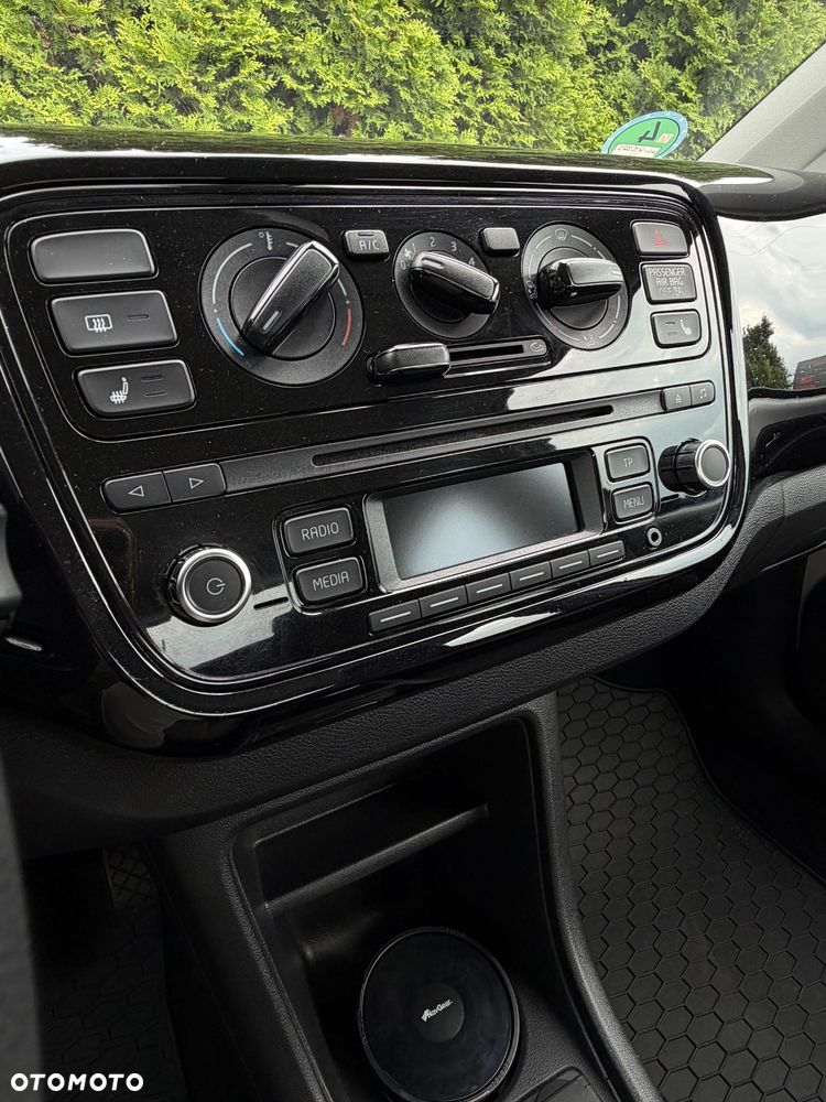 Volkswagen up! join - 36