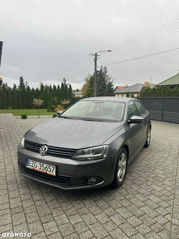 Volkswagen Jetta 1.6 TDI BMT Comfortline - 1