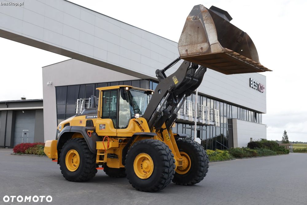 Volvo L120H - 21