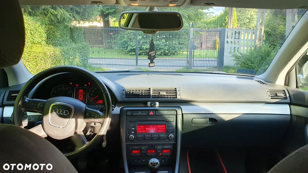 Audi A4 ver-1-8t - 11