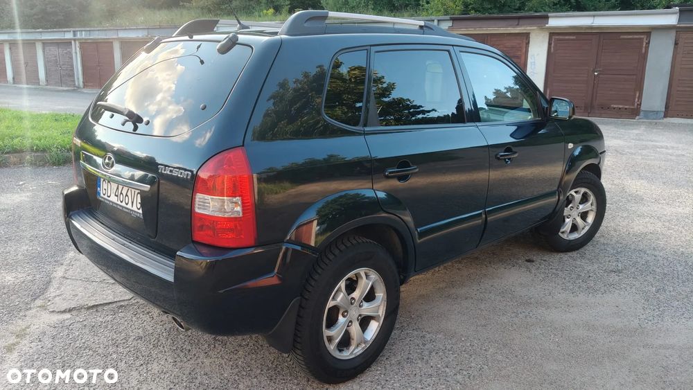 Hyundai Tucson 2.0 Comfort 2WD - 4