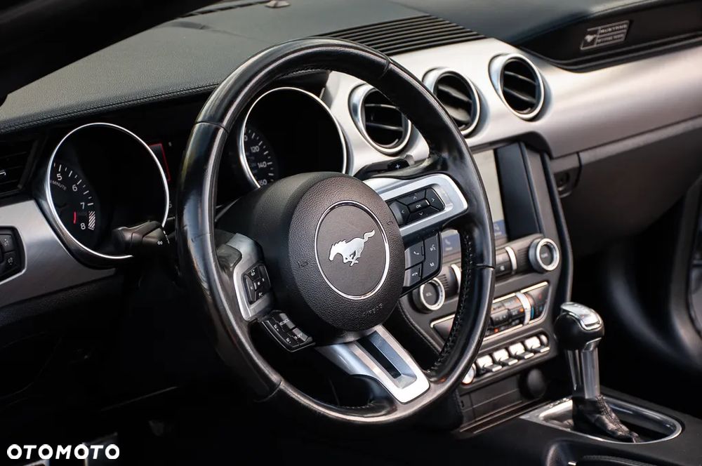 Ford Mustang Cabrio 5.0 Ti-VCT V8 GT - 24