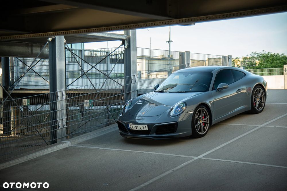 Porsche 911 Carrera S PDK - 29