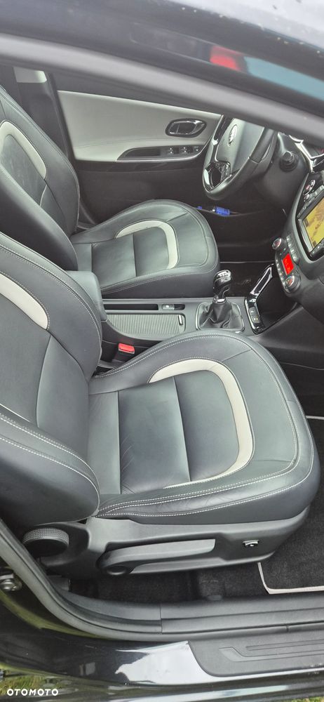 Kia Ceed 1.6 GDI Dream Team Edition - 13