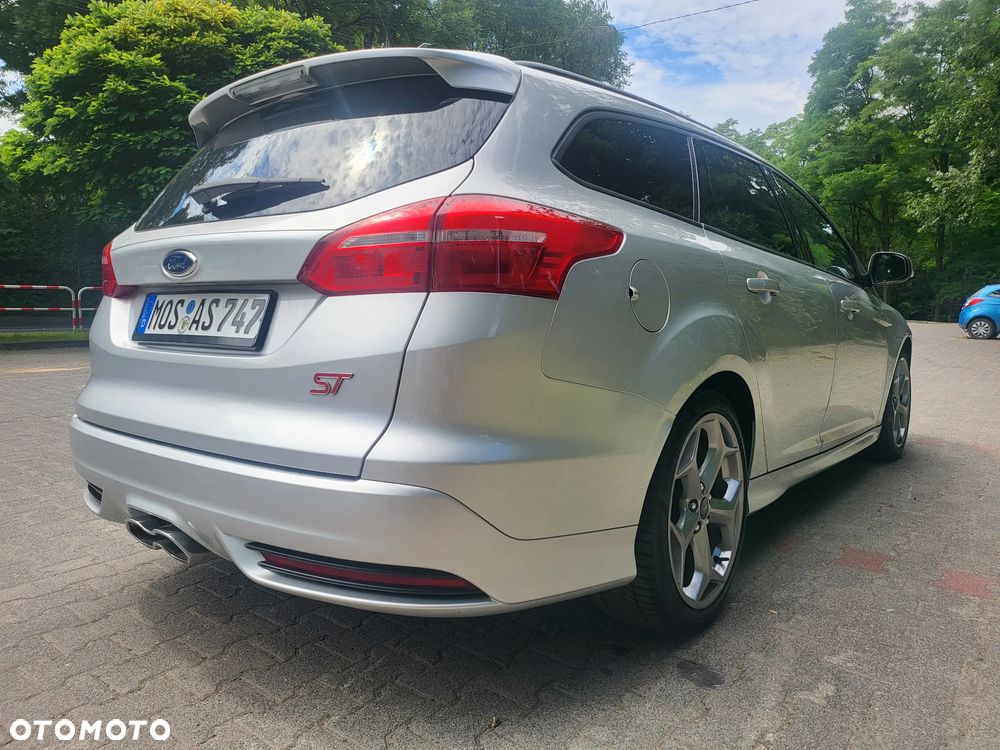 Ford Focus 2.0 TDCi ST-2 - 5