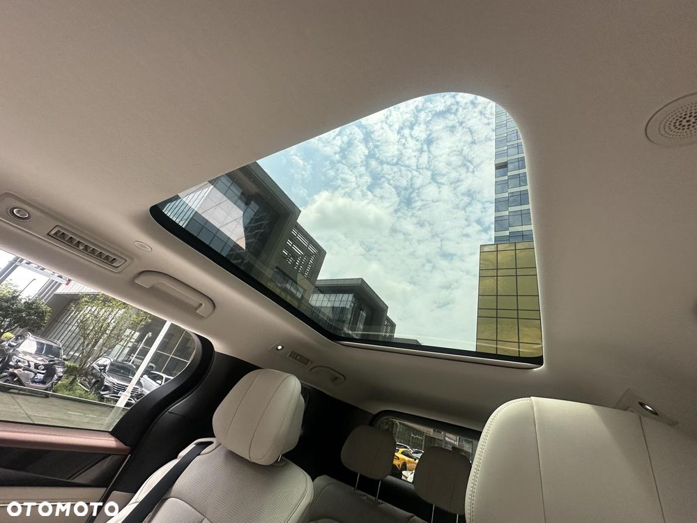 BYD Xia - 12
