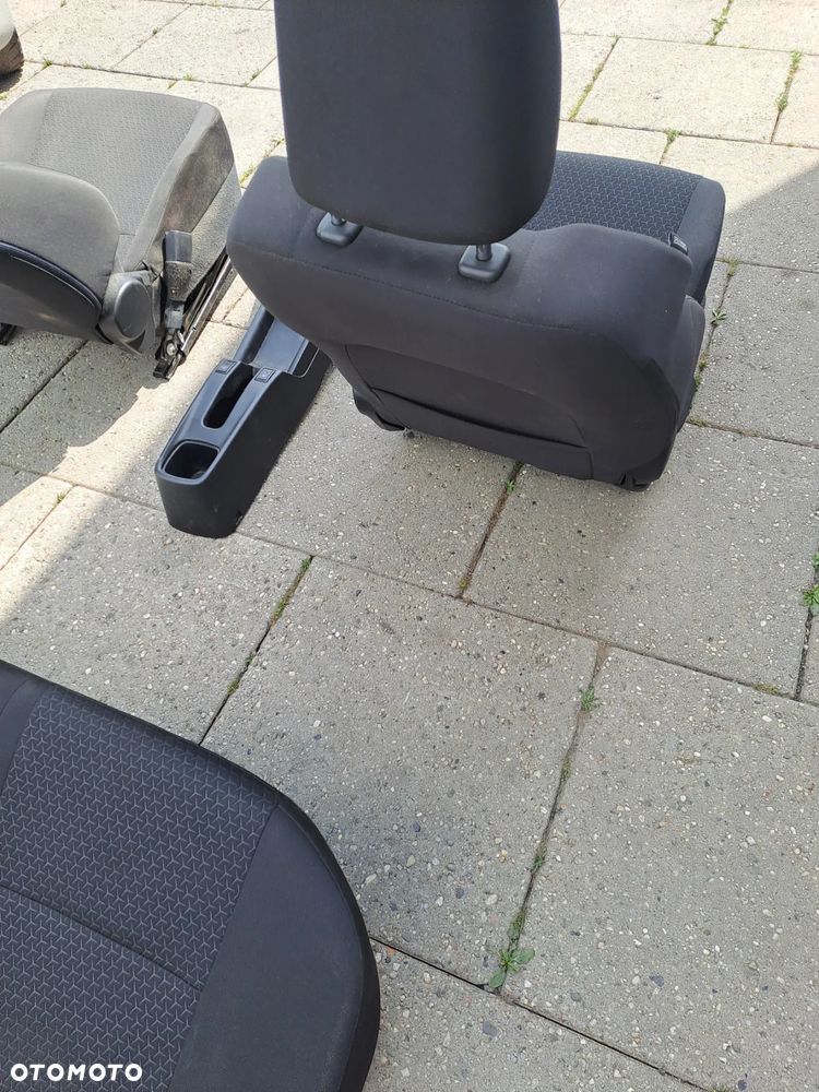 Suzuki Swift MK8 5D komplet foteli podgrzewanych boczki EU - 9