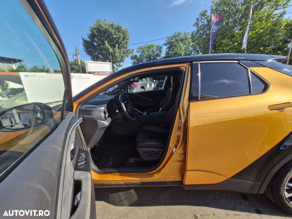 TOYOTA C-HR 2023 — imagine 8