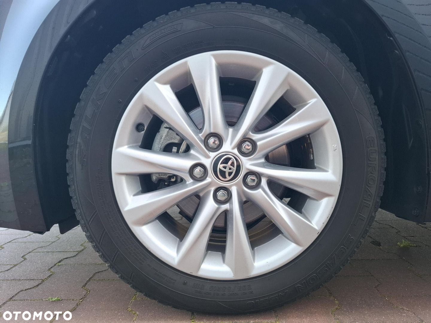 Toyota Corolla - 22