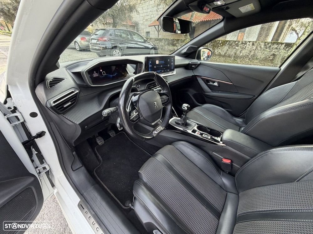 Peugeot 208 1.2 PureTech GT - 14